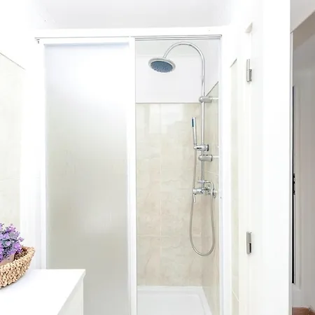 Sao Vicente - Alfama District